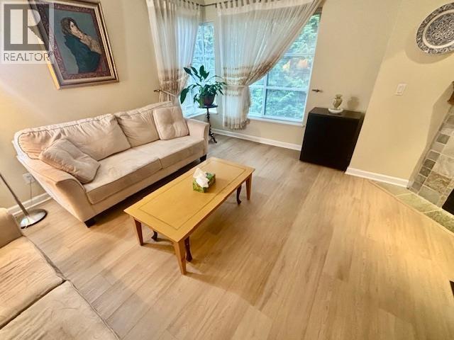 15 3150 Sunnyhurst Road, North Vancouver, British Columbia  V7K 2G3 - Photo 3 - R3092062