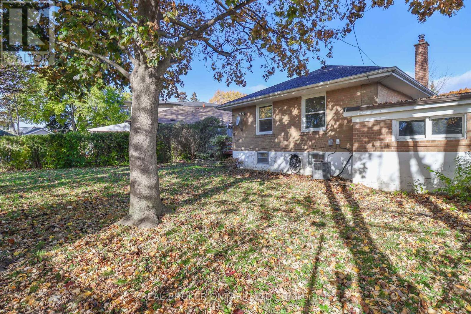 32 Christina Crescent, Toronto, Ontario  M1R 4H6 - Photo 26 - E12833532