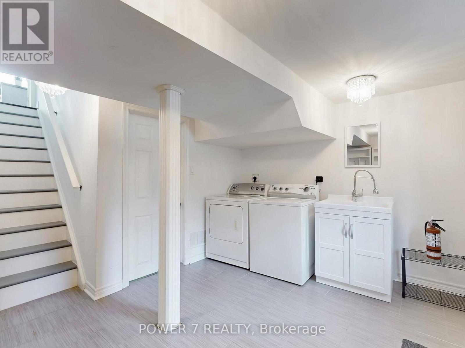 118 Kirker Avenue, Toronto, Ontario  M1G 1N1 - Photo 32 - E12833542