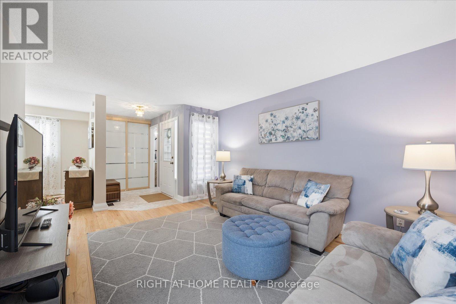 266 Rands Road, Ajax, Ontario  L1S 3Y5 - Photo 4 - E12833674