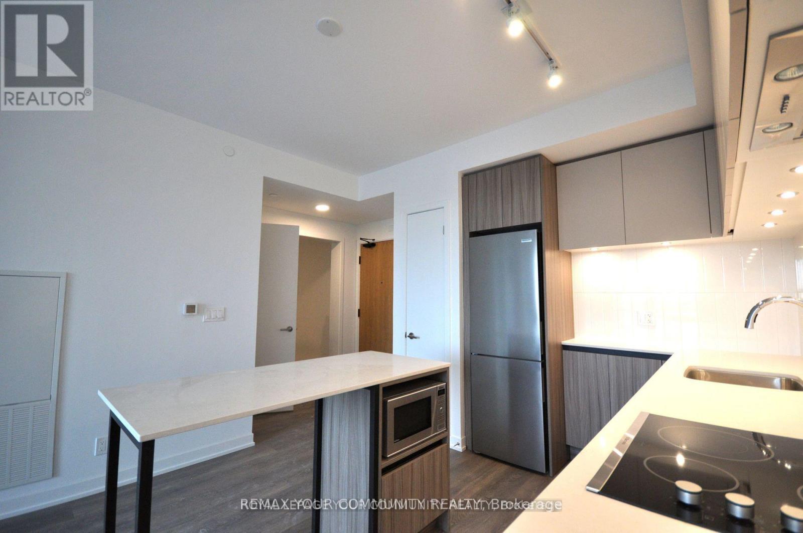 310 - 7950 Bathurst Street, Vaughan, Ontario  L4J 0L4 - Photo 10 - N12833504