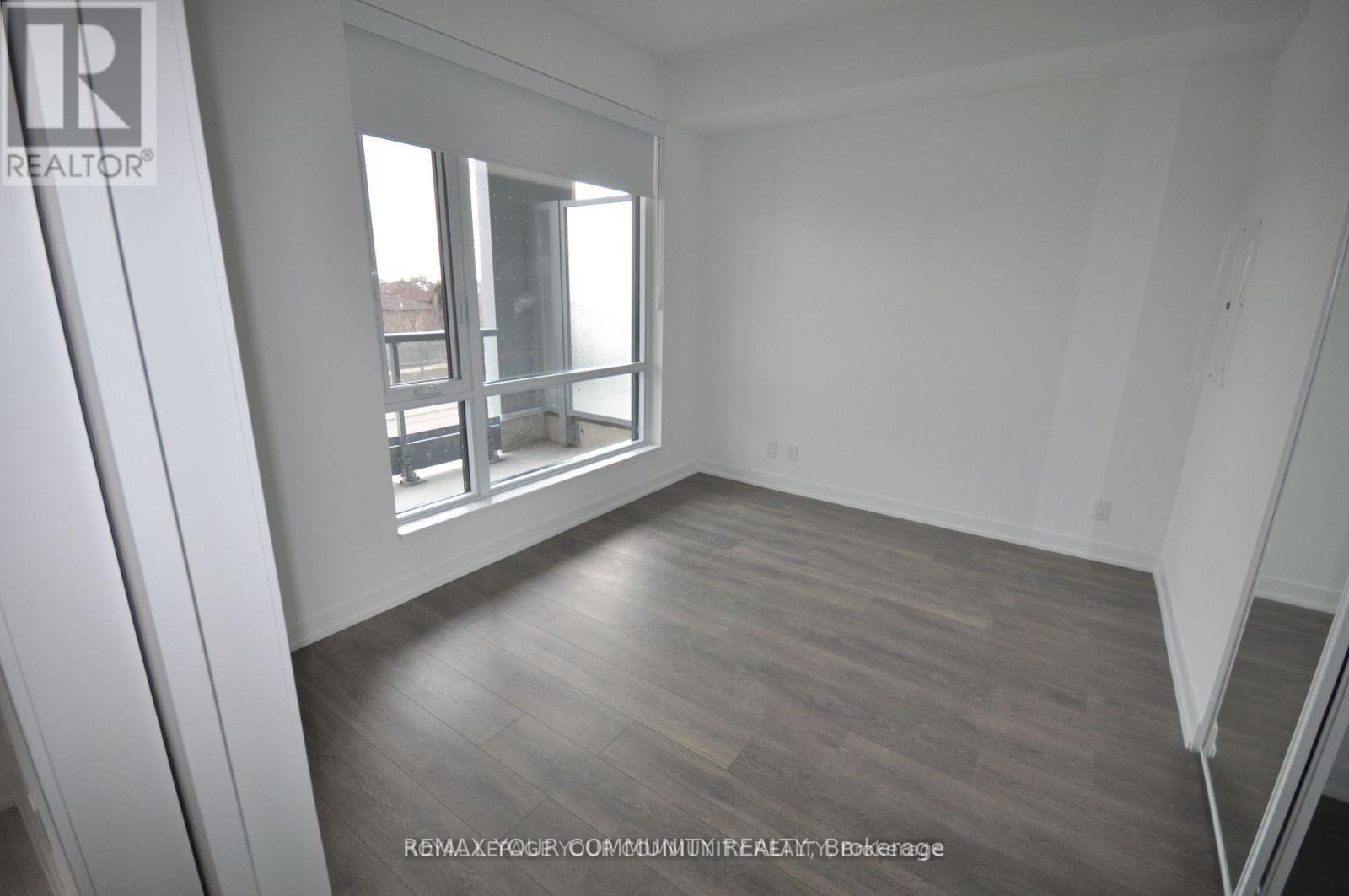 310 - 7950 Bathurst Street, Vaughan, Ontario  L4J 0L4 - Photo 3 - N12833504