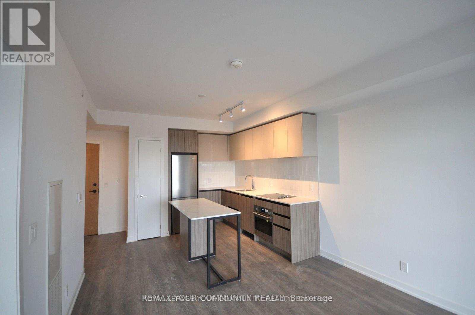 310 - 7950 Bathurst Street, Vaughan, Ontario  L4J 0L4 - Photo 6 - N12833504