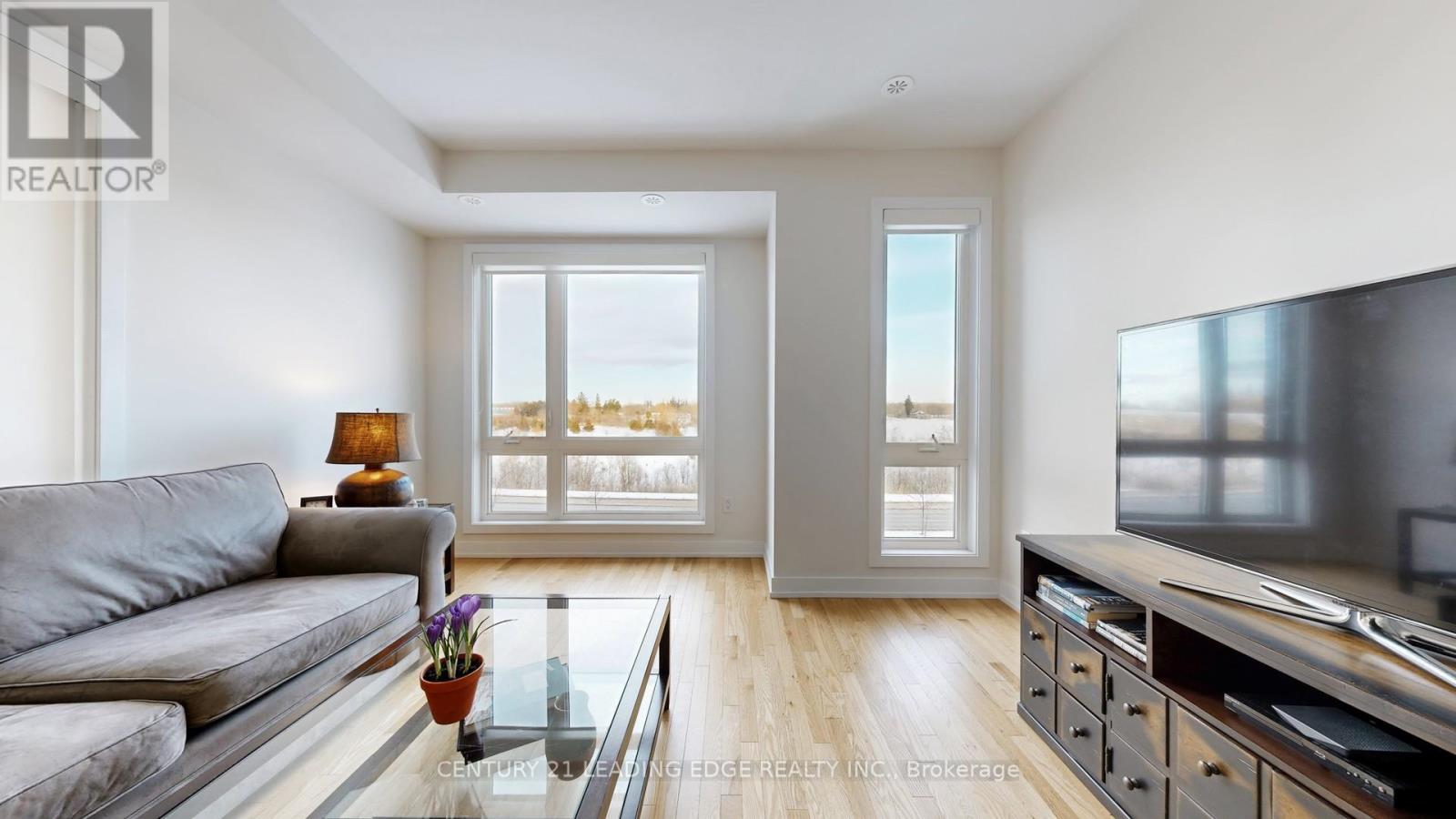 75 Mikayla Lane, Markham, Ontario  L6B 1R1 - Photo 8 - N12833508