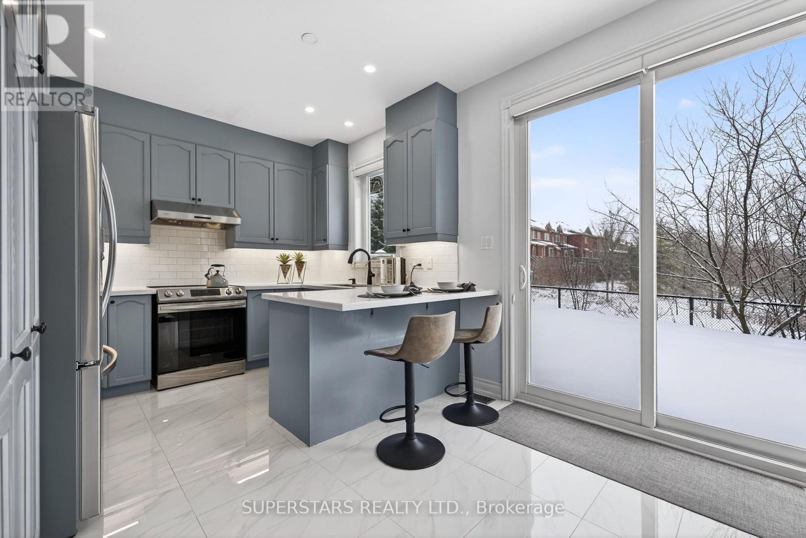 68 Albright Crescent, Richmond Hill, Ontario L4E 4Z4 - Photo 10 - N12833510