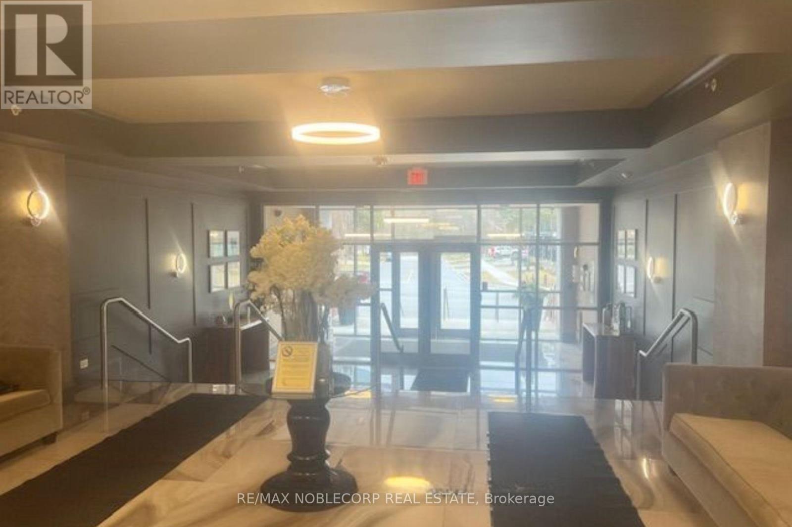 205 - 8302 Islington Avenue, Vaughan, Ontario  L4L 0E6 - Photo 11 - N12833516