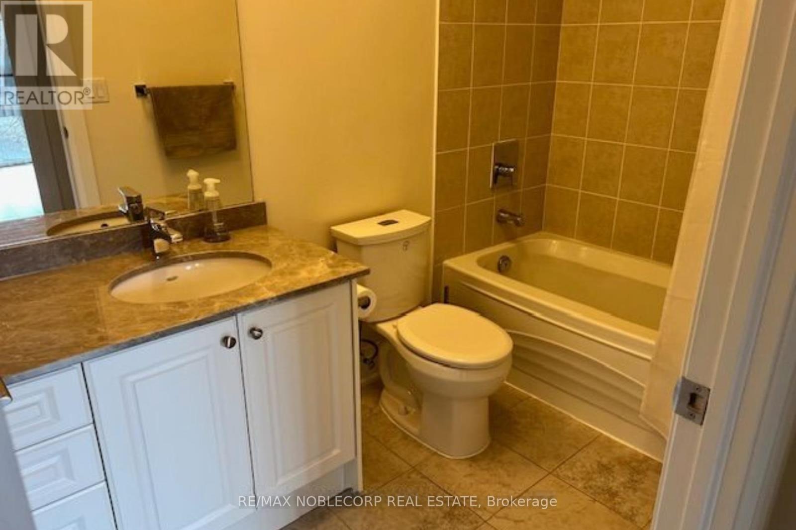 205 - 8302 Islington Avenue, Vaughan, Ontario  L4L 0E6 - Photo 35 - N12833516