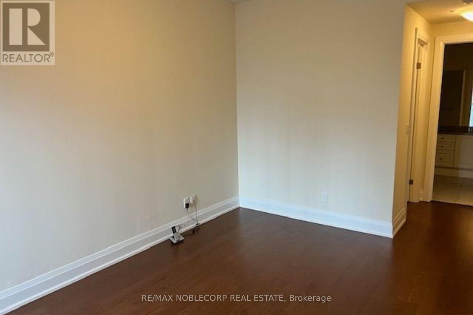 205 - 8302 Islington Avenue, Vaughan, Ontario  L4L 0E6 - Photo 39 - N12833516