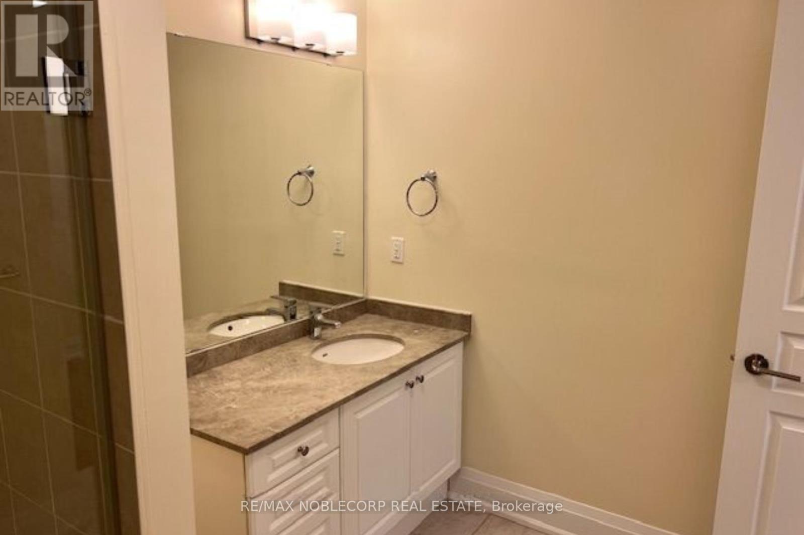 205 - 8302 Islington Avenue, Vaughan, Ontario  L4L 0E6 - Photo 45 - N12833516