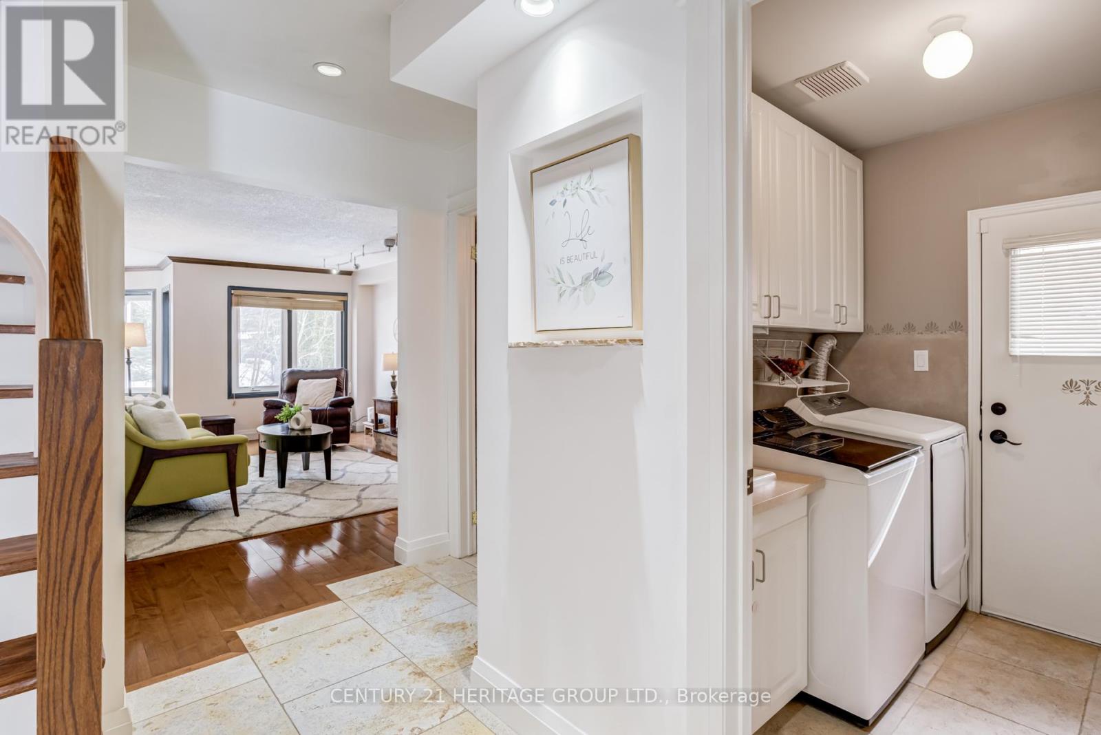 347 Alex Doner Drive, Newmarket (Glenway Estates), Ontario  L3X 1G1 - Photo 18 - N12833554