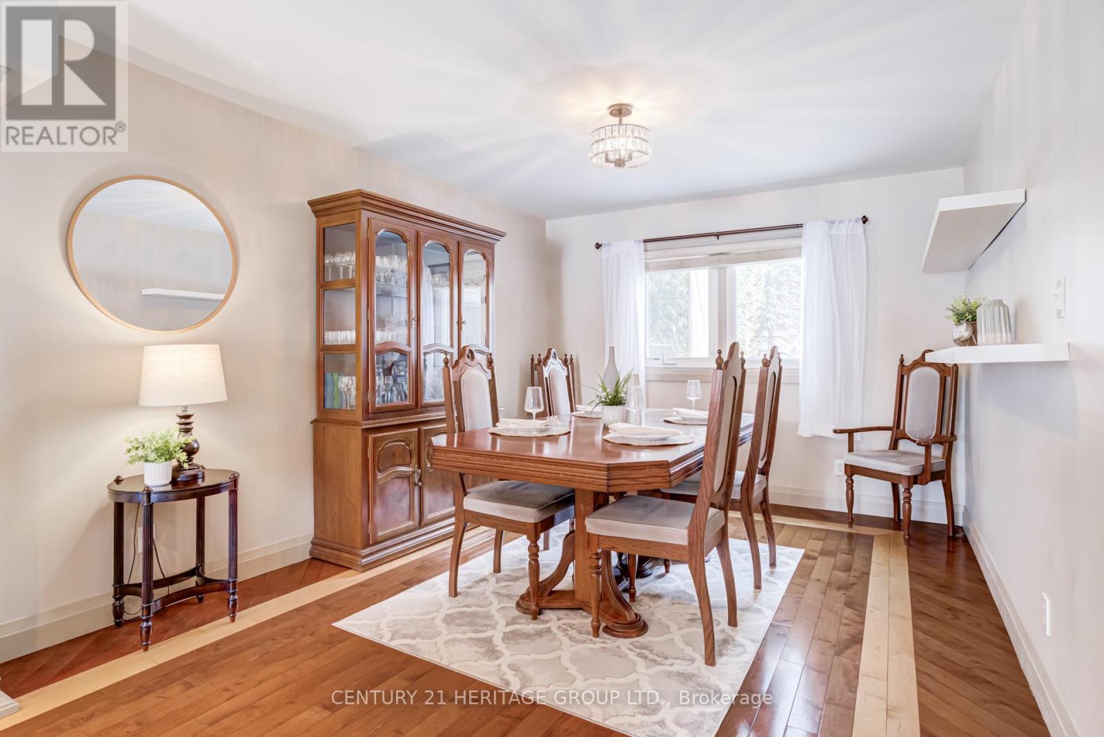 347 Alex Doner Drive, Newmarket (Glenway Estates), Ontario  L3X 1G1 - Photo 8 - N12833554