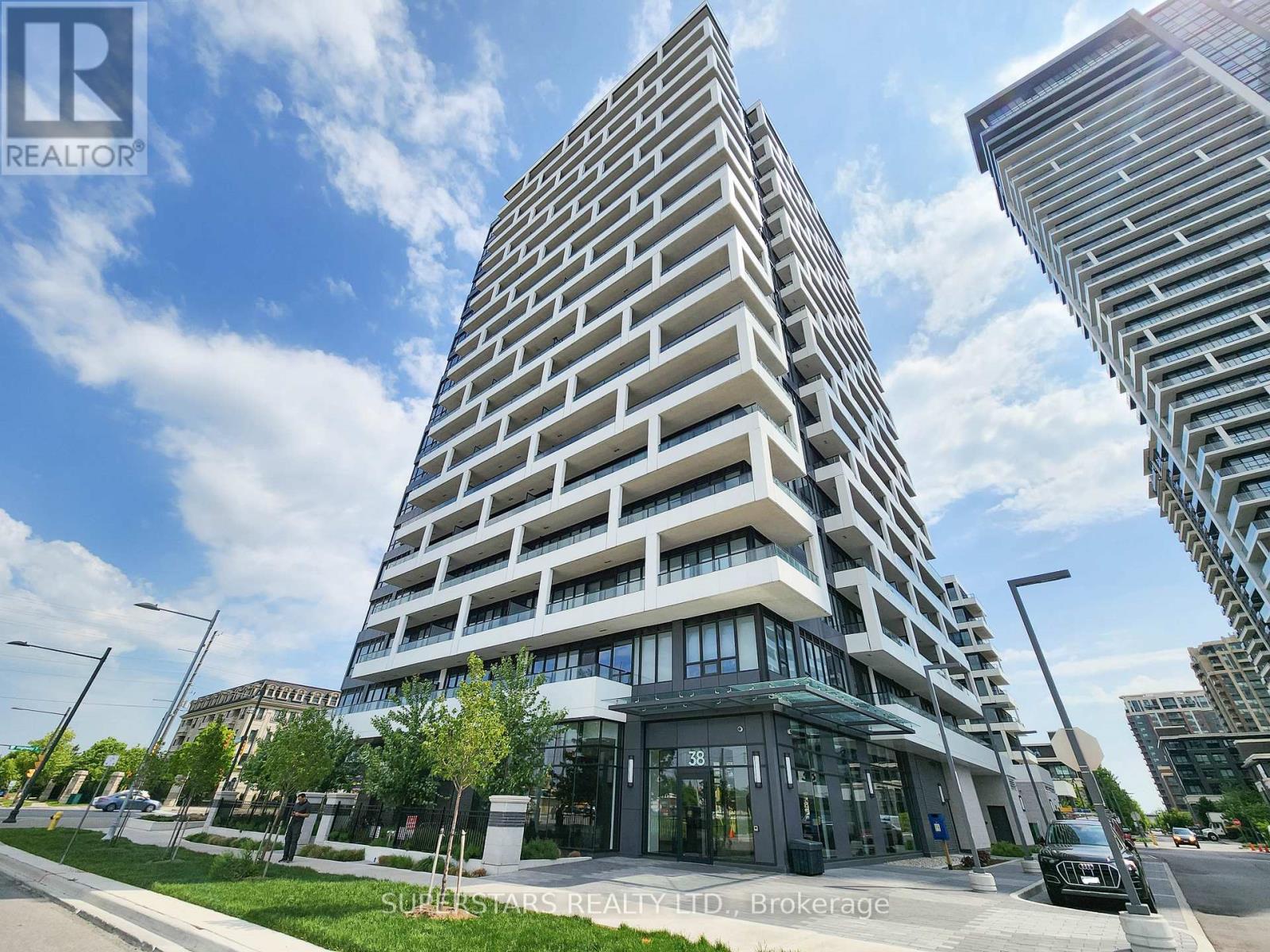 631 - 38 Water Walk Drive, Markham, Ontario  L3R 6M8 - Photo 1 - N12833602