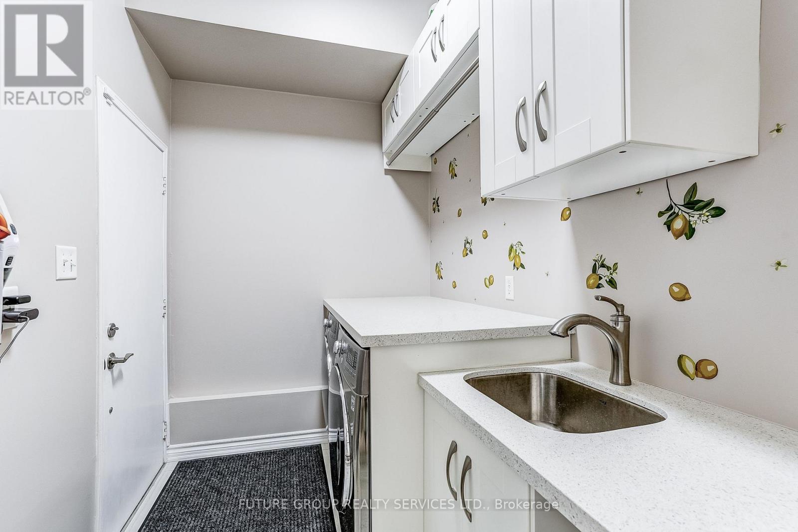 72 Camino Drive, Vaughan, Ontario  L6A 3W6 - Photo 16 - N12833622