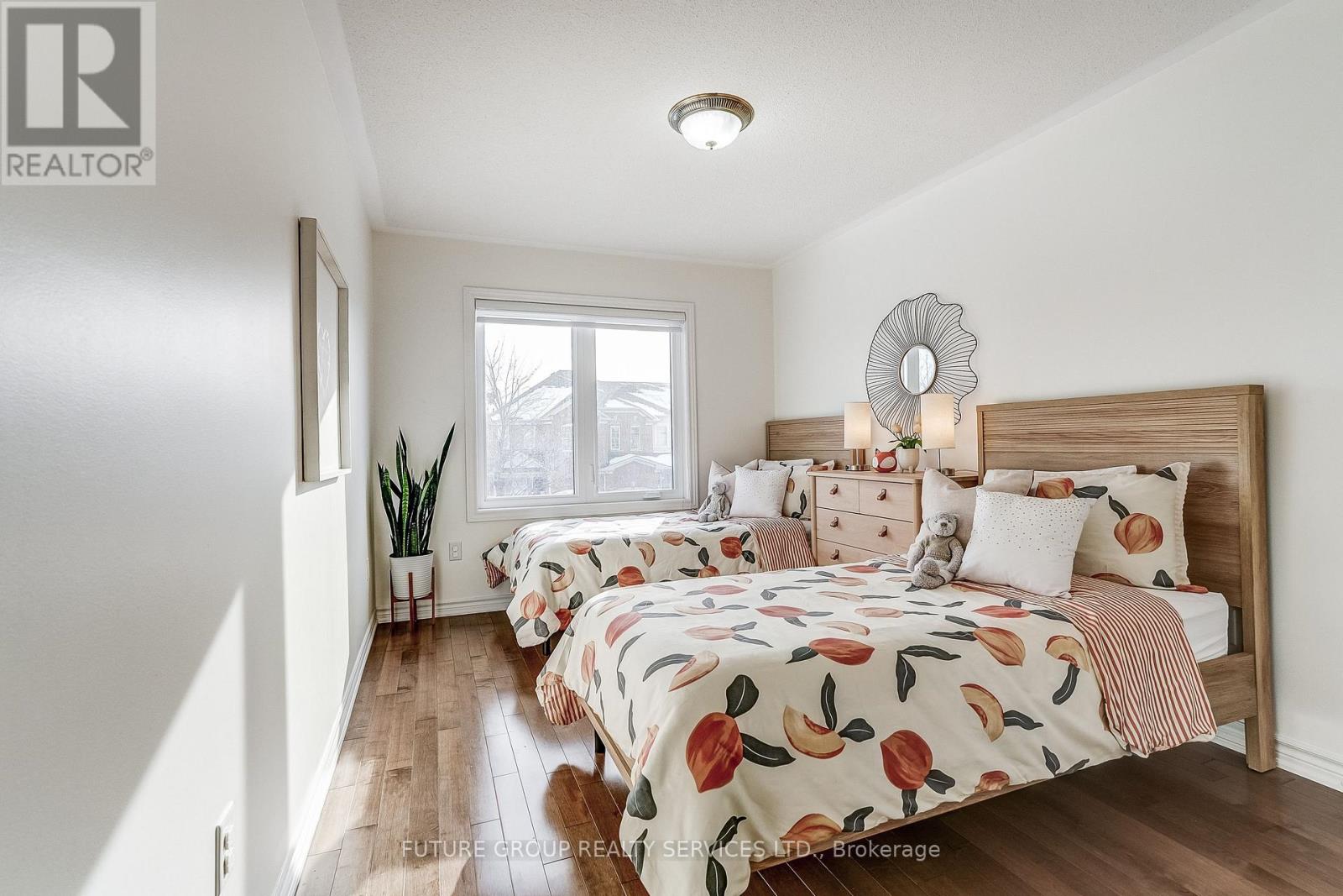 72 Camino Drive, Vaughan, Ontario  L6A 3W6 - Photo 19 - N12833622