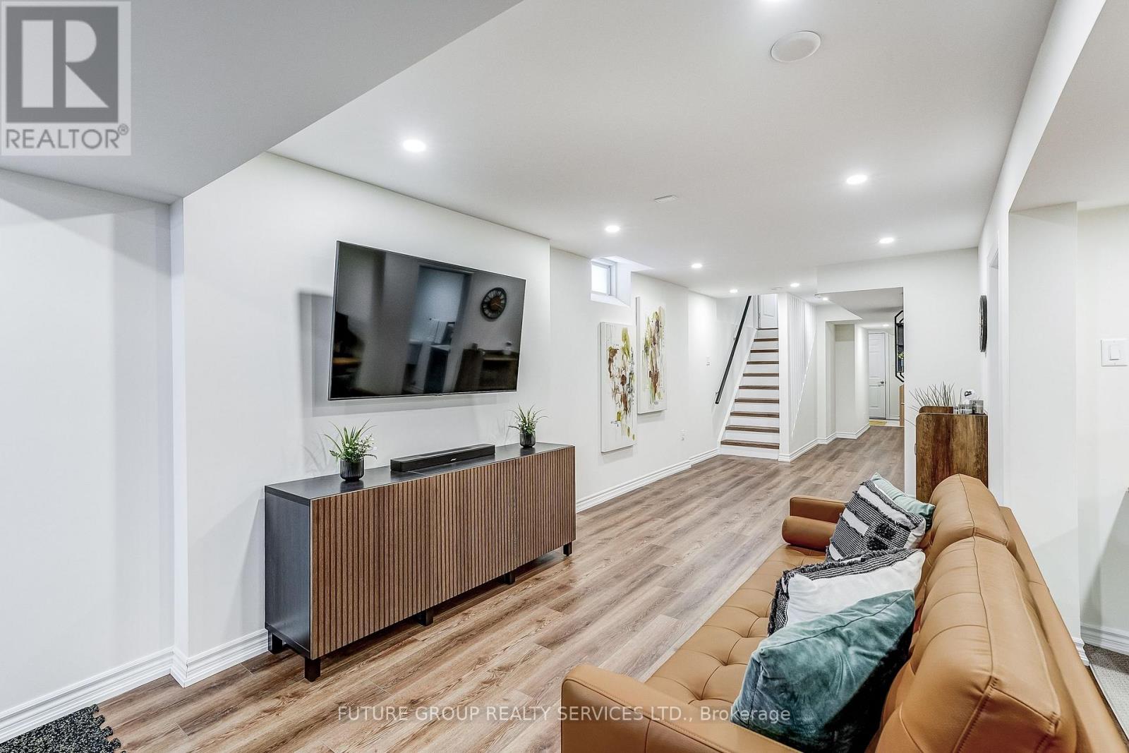 72 Camino Drive, Vaughan, Ontario  L6A 3W6 - Photo 35 - N12833622