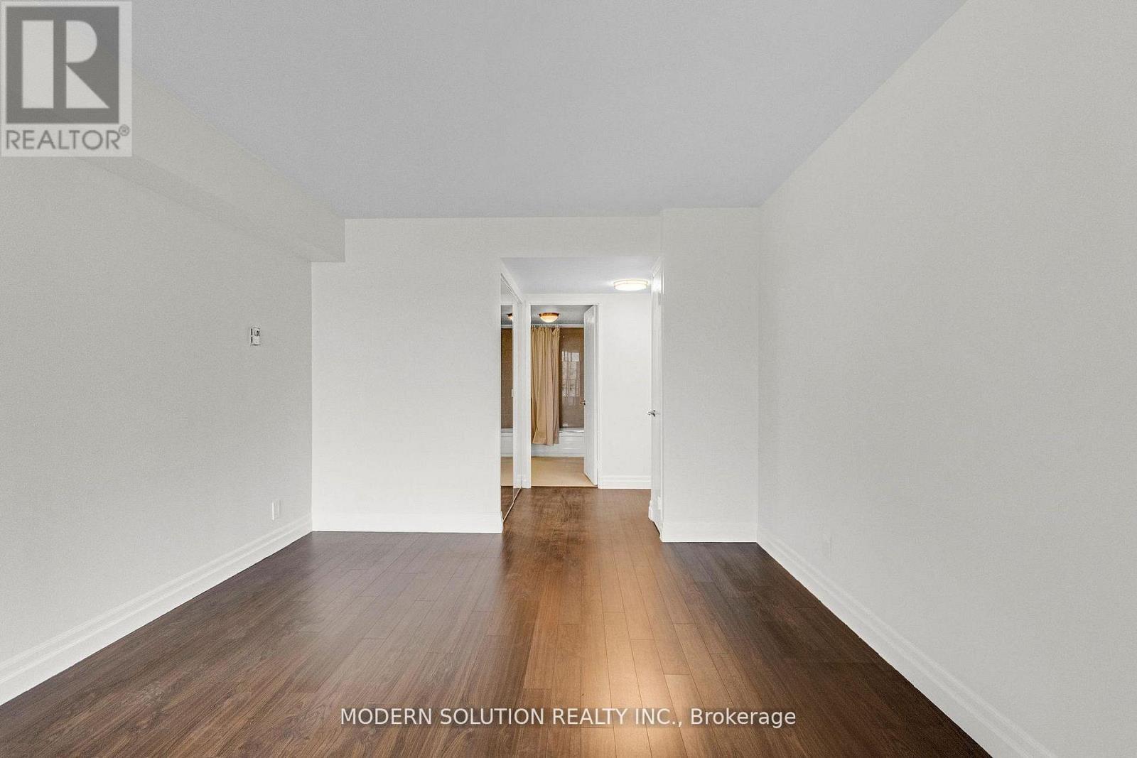 426 - 32 Clarissa Drive, Richmond Hill, Ontario  L4C 9R7 - Photo 30 - N12833652