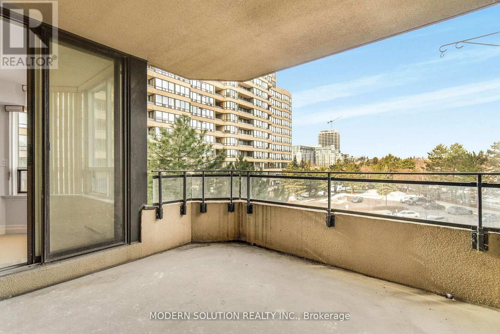 426 - 32 Clarissa Drive, Richmond Hill, Ontario  L4C 9R7 - Photo 38 - N12833652