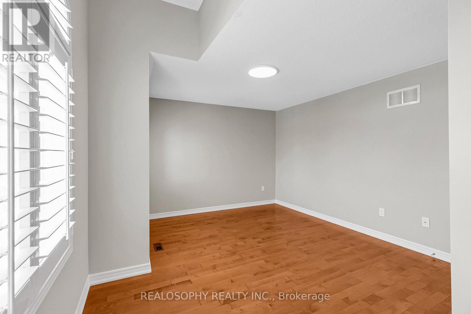 284 Bilbrough Street, Aurora, Ontario  L4G 7X5 - Photo 18 - N12833662