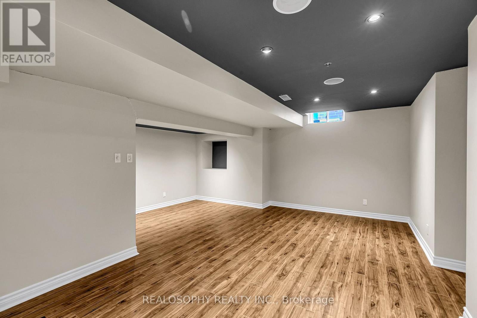 284 Bilbrough Street, Aurora, Ontario  L4G 7X5 - Photo 25 - N12833662