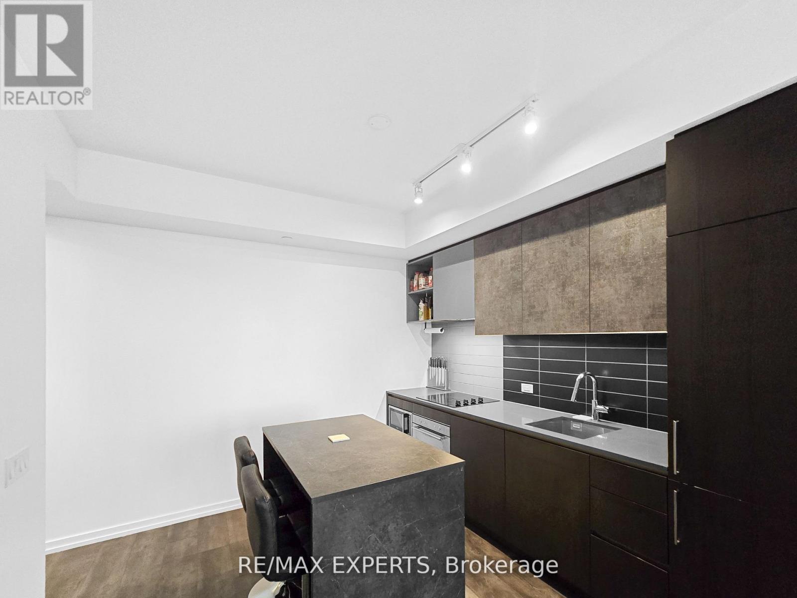 4701 - 7890 Jane Street, Vaughan, Ontario  L4K 0K9 - Photo 9 - N12833664