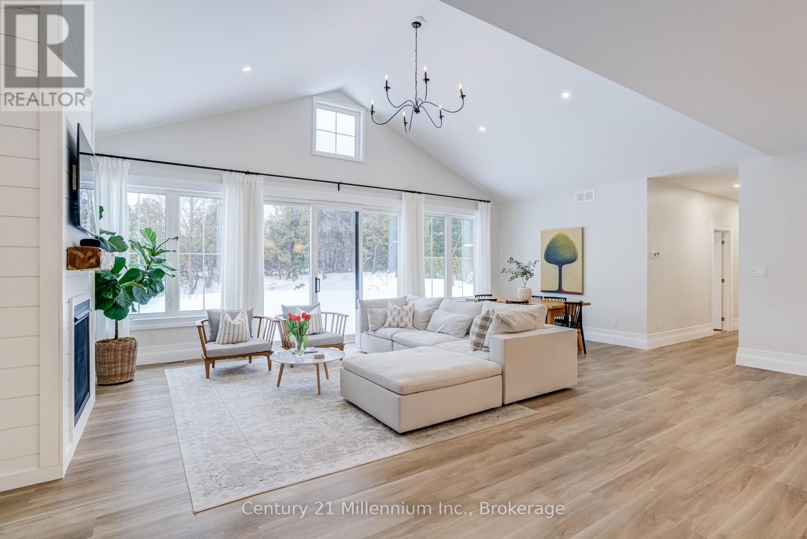 109 Grandore Street, Georgian Bluffs, Ontario N0H 2T0 - Photo 10 - X12833688