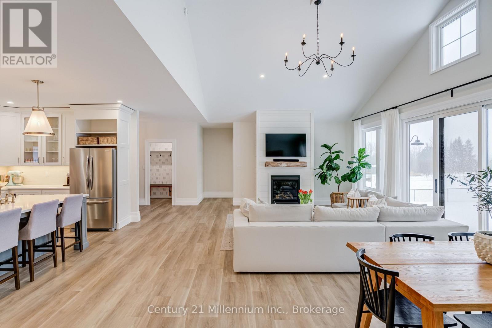 109 Grandore Street, Georgian Bluffs, Ontario N0H 2T0 - Photo 14 - X12833688