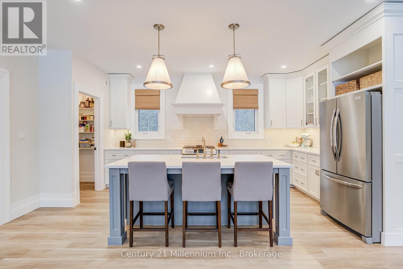 109 Grandore Street, Georgian Bluffs, Ontario N0H 2T0 - Photo 23 - X12833688