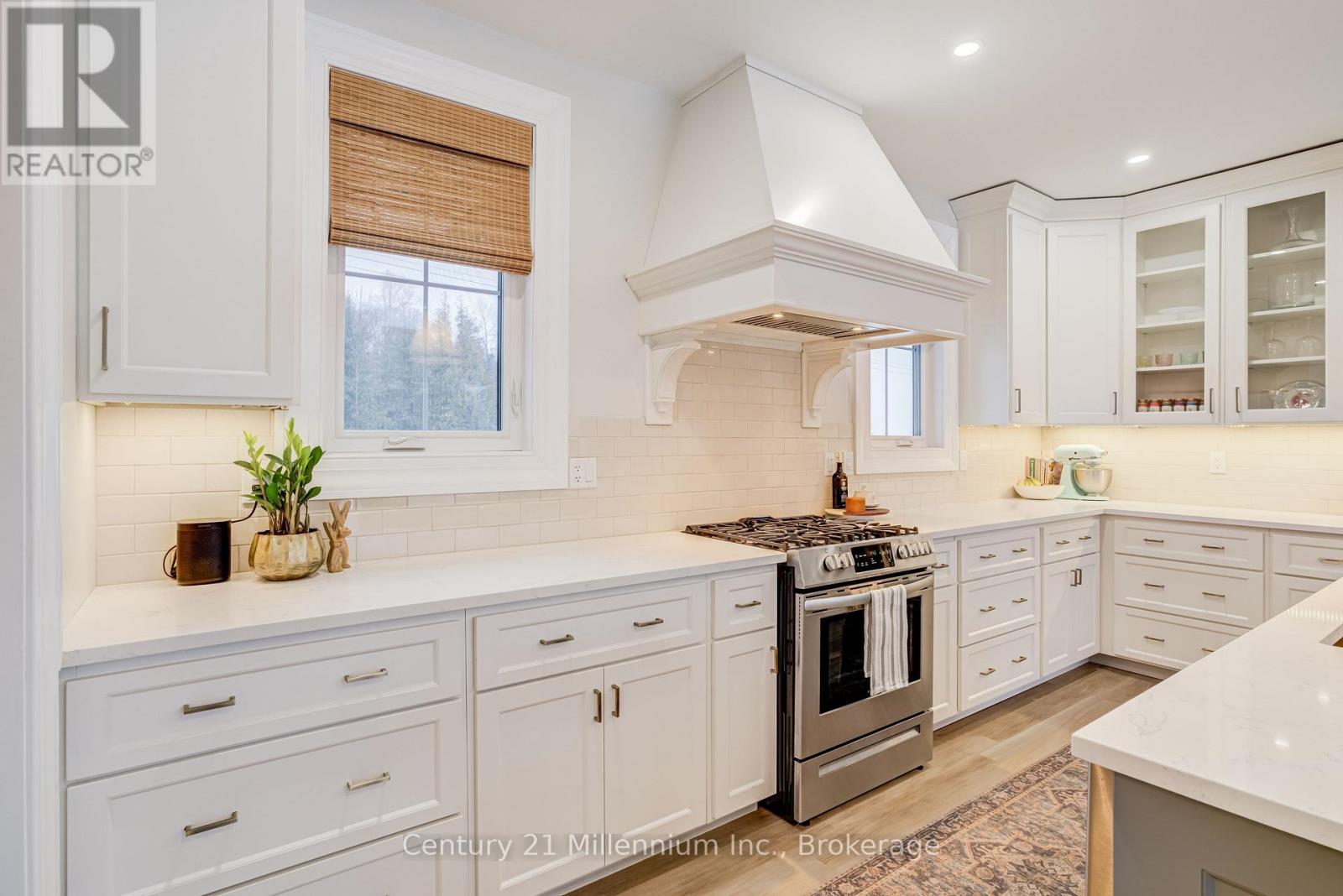 109 Grandore Street, Georgian Bluffs, Ontario N0H 2T0 - Photo 27 - X12833688