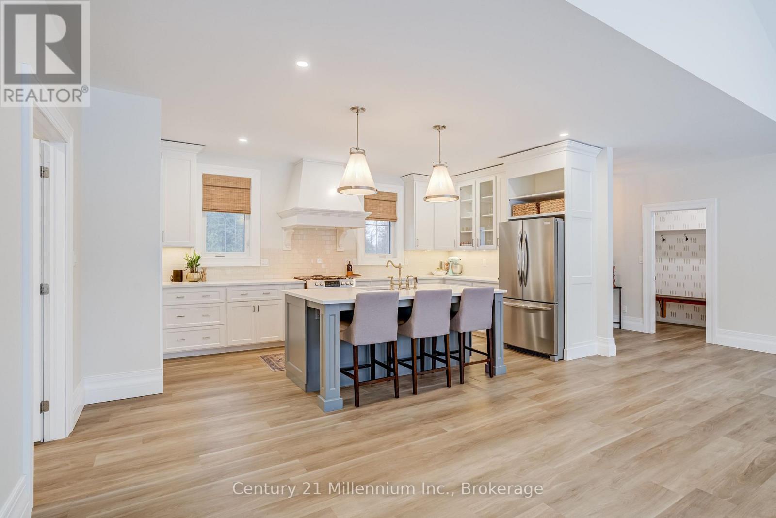 109 Grandore Street, Georgian Bluffs, Ontario N0H 2T0 - Photo 21 - X12833688