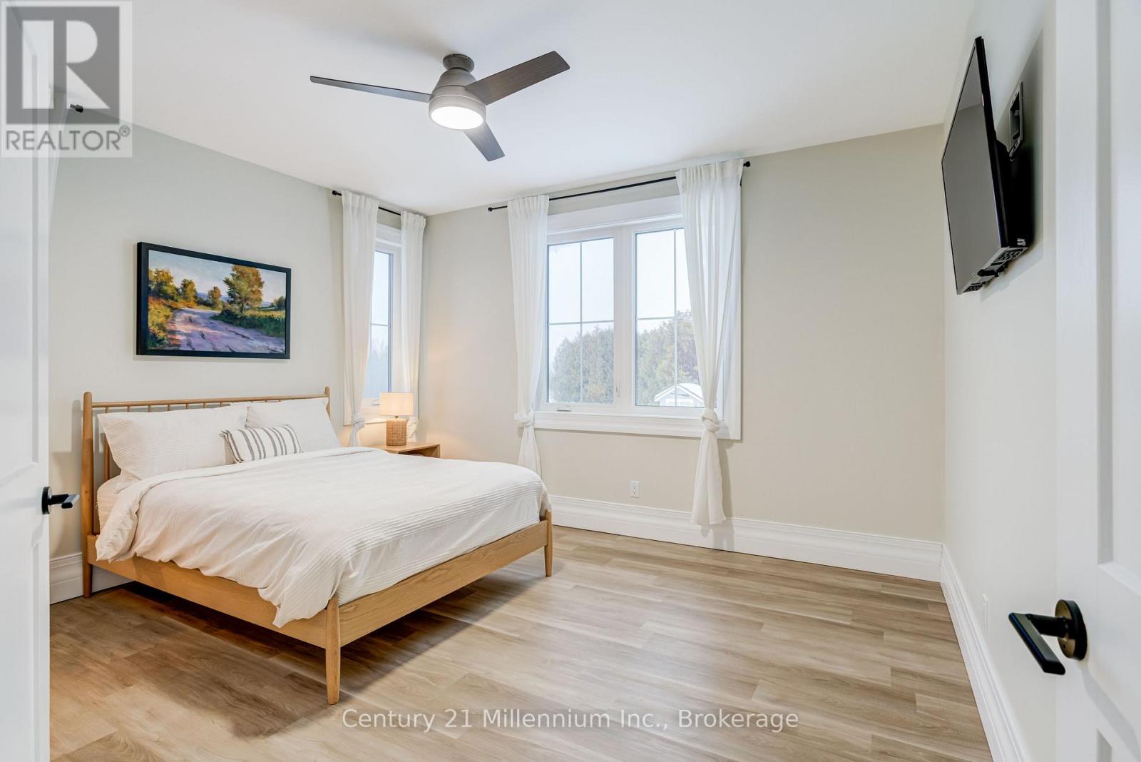 109 Grandore Street, Georgian Bluffs, Ontario N0H 2T0 - Photo 30 - X12833688