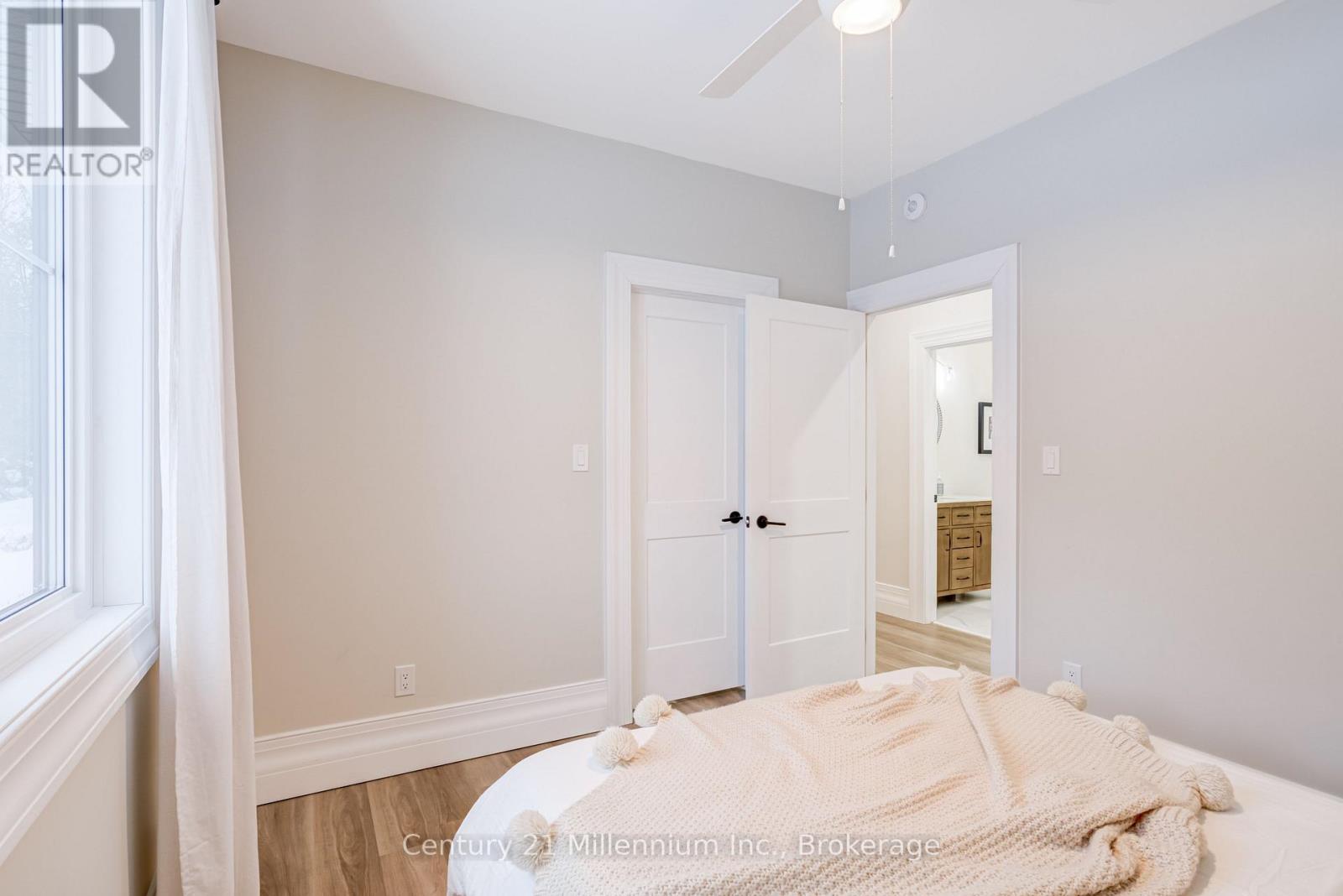 109 Grandore Street, Georgian Bluffs, Ontario N0H 2T0 - Photo 38 - X12833688