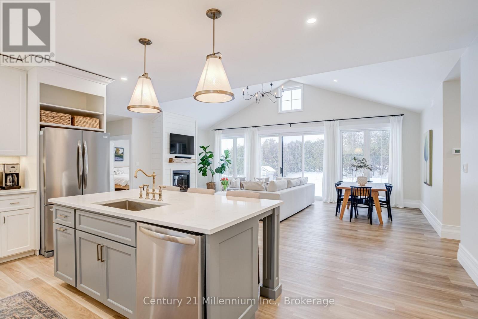 109 Grandore Street, Georgian Bluffs, Ontario N0H 2T0 - Photo 24 - X12833688