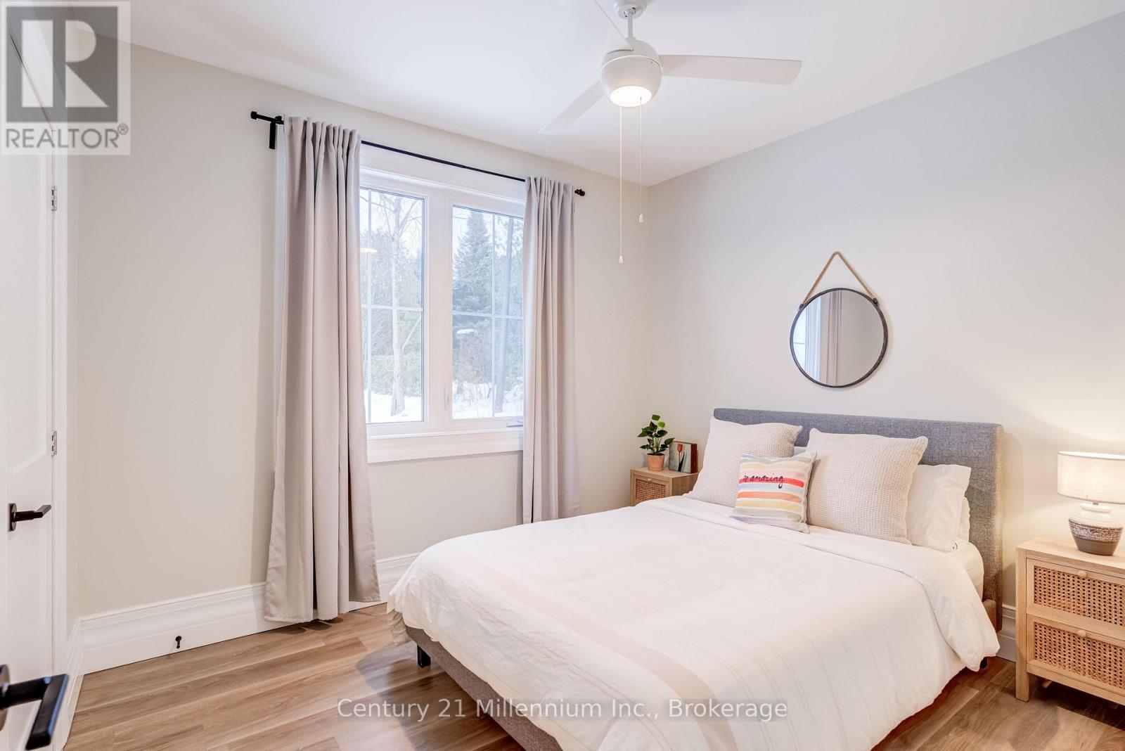 109 Grandore Street, Georgian Bluffs, Ontario N0H 2T0 - Photo 35 - X12833688