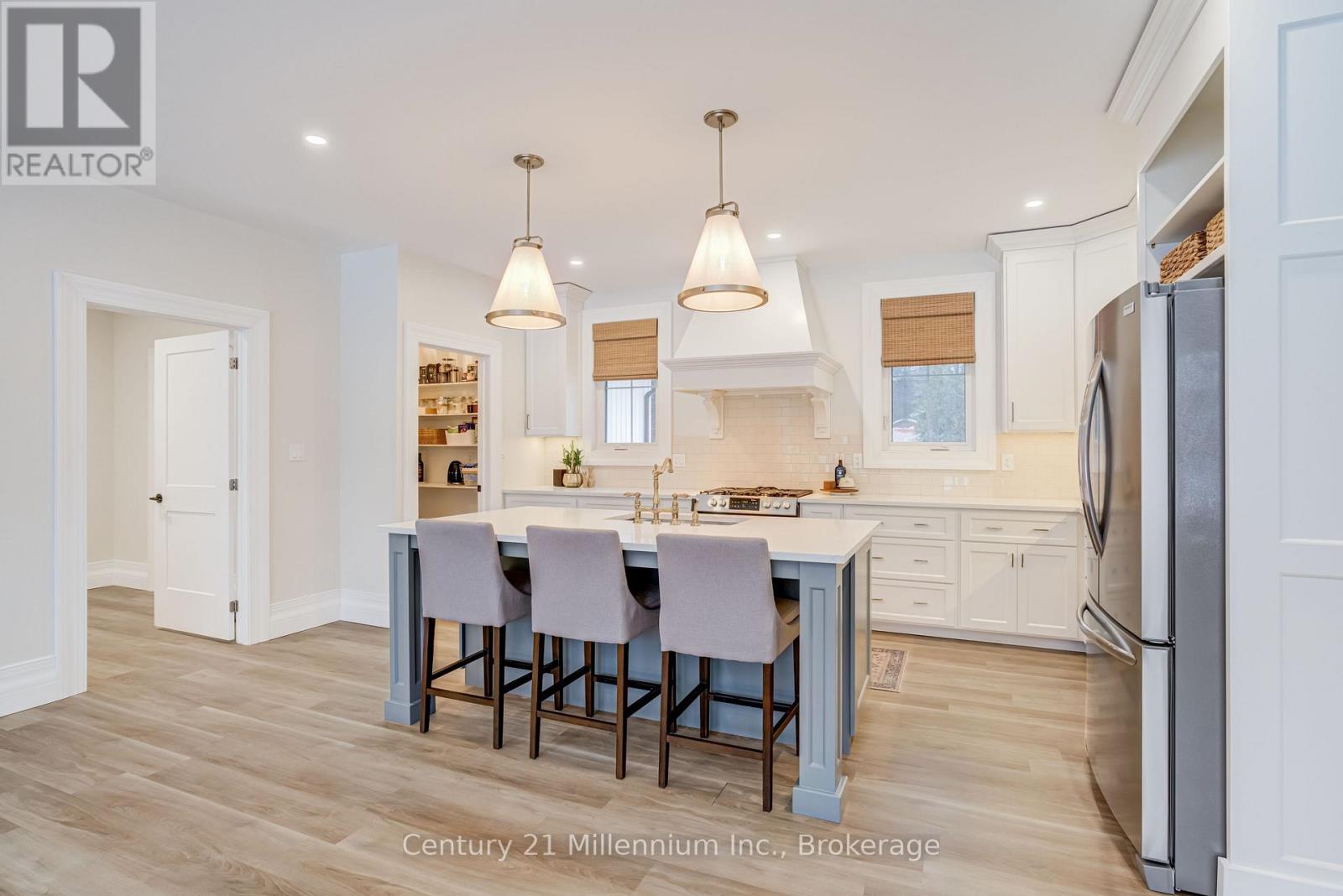 109 Grandore Street, Georgian Bluffs, Ontario N0H 2T0 - Photo 22 - X12833688