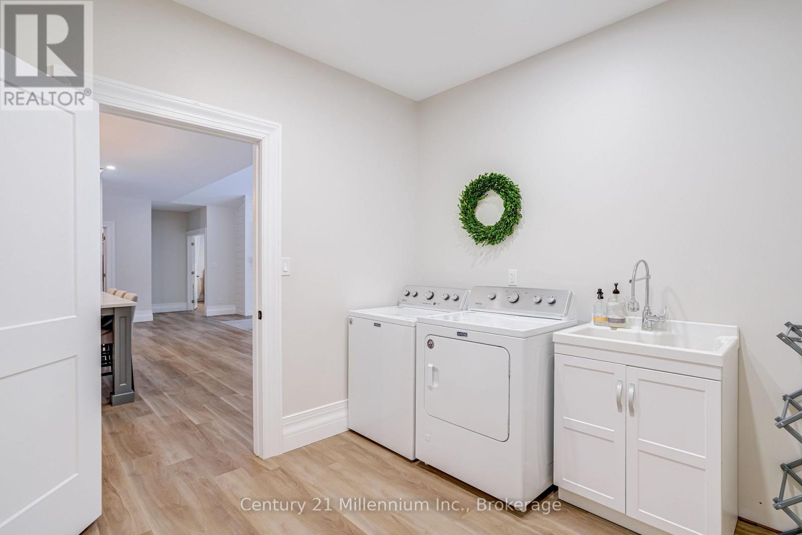 109 Grandore Street, Georgian Bluffs, Ontario N0H 2T0 - Photo 42 - X12833688