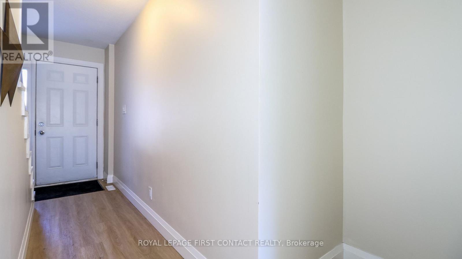 Unit #10 - 261 Rose Street, Barrie, Ontario  L4M 2V3 - Photo 7 - S12833614