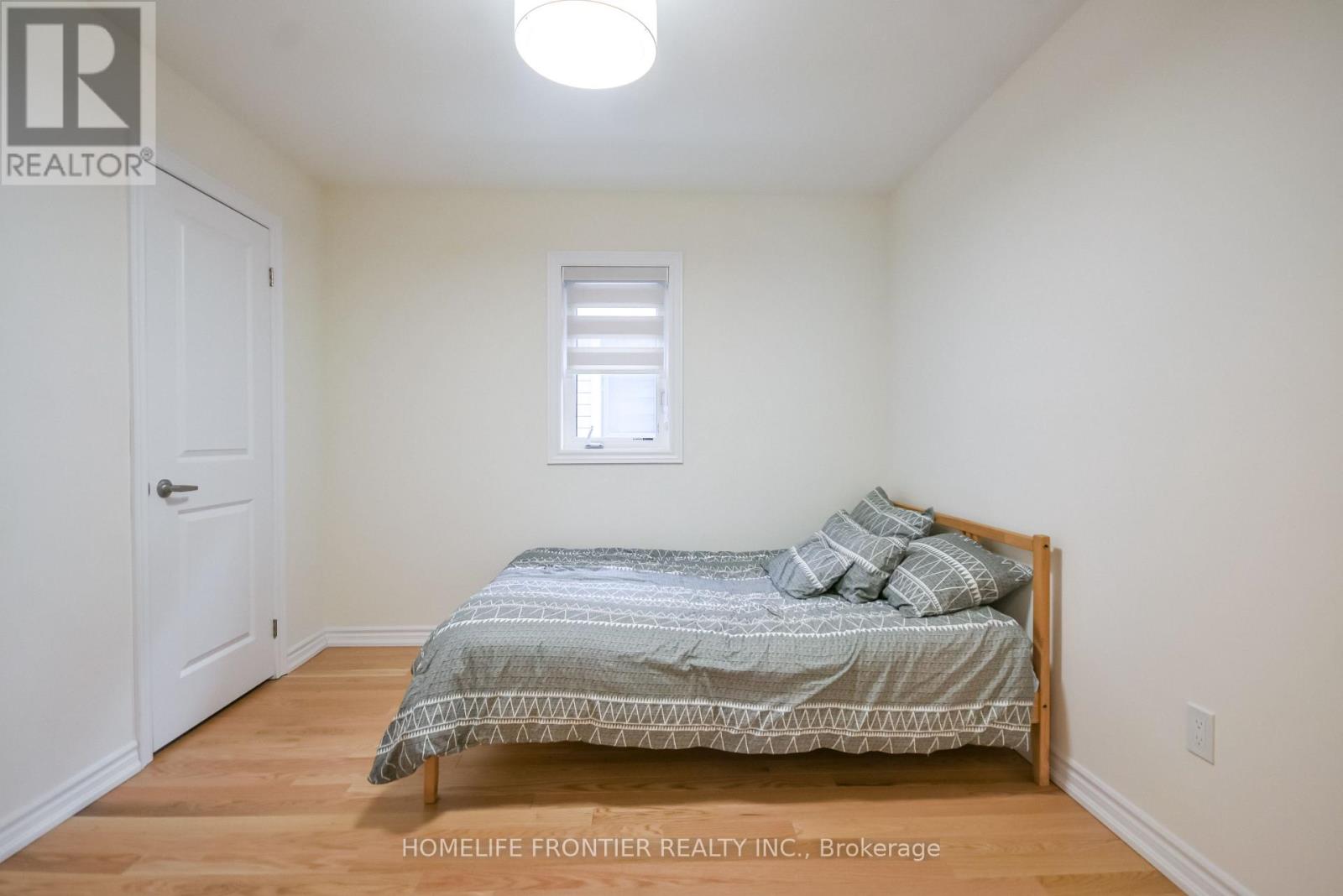 27 Bannister Road, Barrie, Ontario  L9J 0L5 - Photo 40 - S12833800