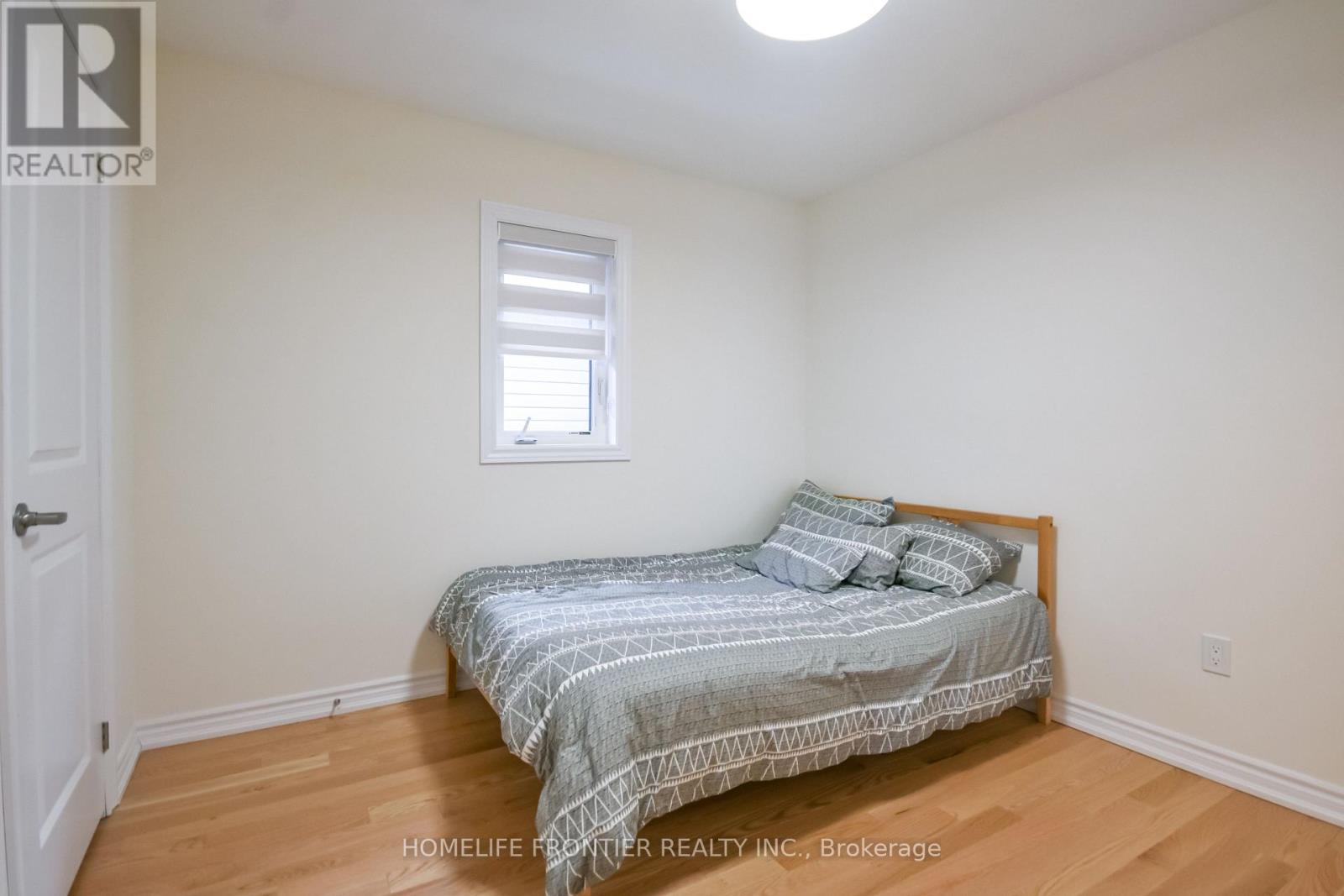 27 Bannister Road, Barrie, Ontario  L9J 0L5 - Photo 41 - S12833800