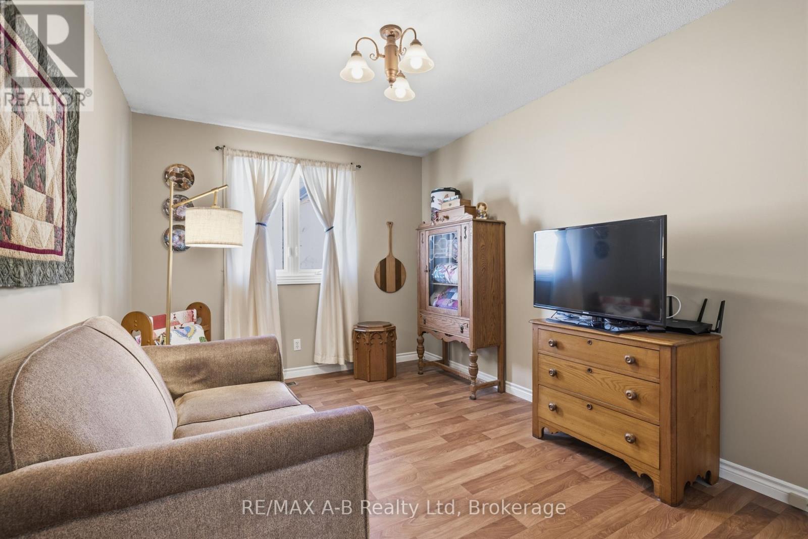 815 O'loane Avenue, Stratford, Ontario N5A 6S6 - Photo 14 - X12833820