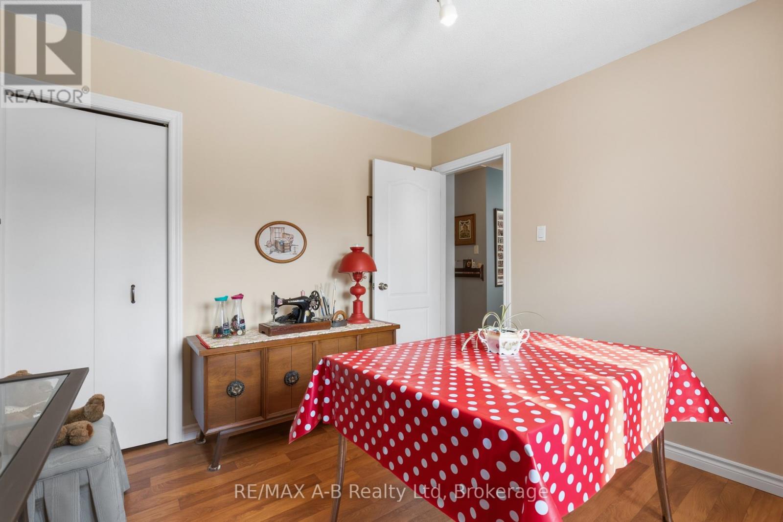 815 O'loane Avenue, Stratford, Ontario N5A 6S6 - Photo 11 - X12833820