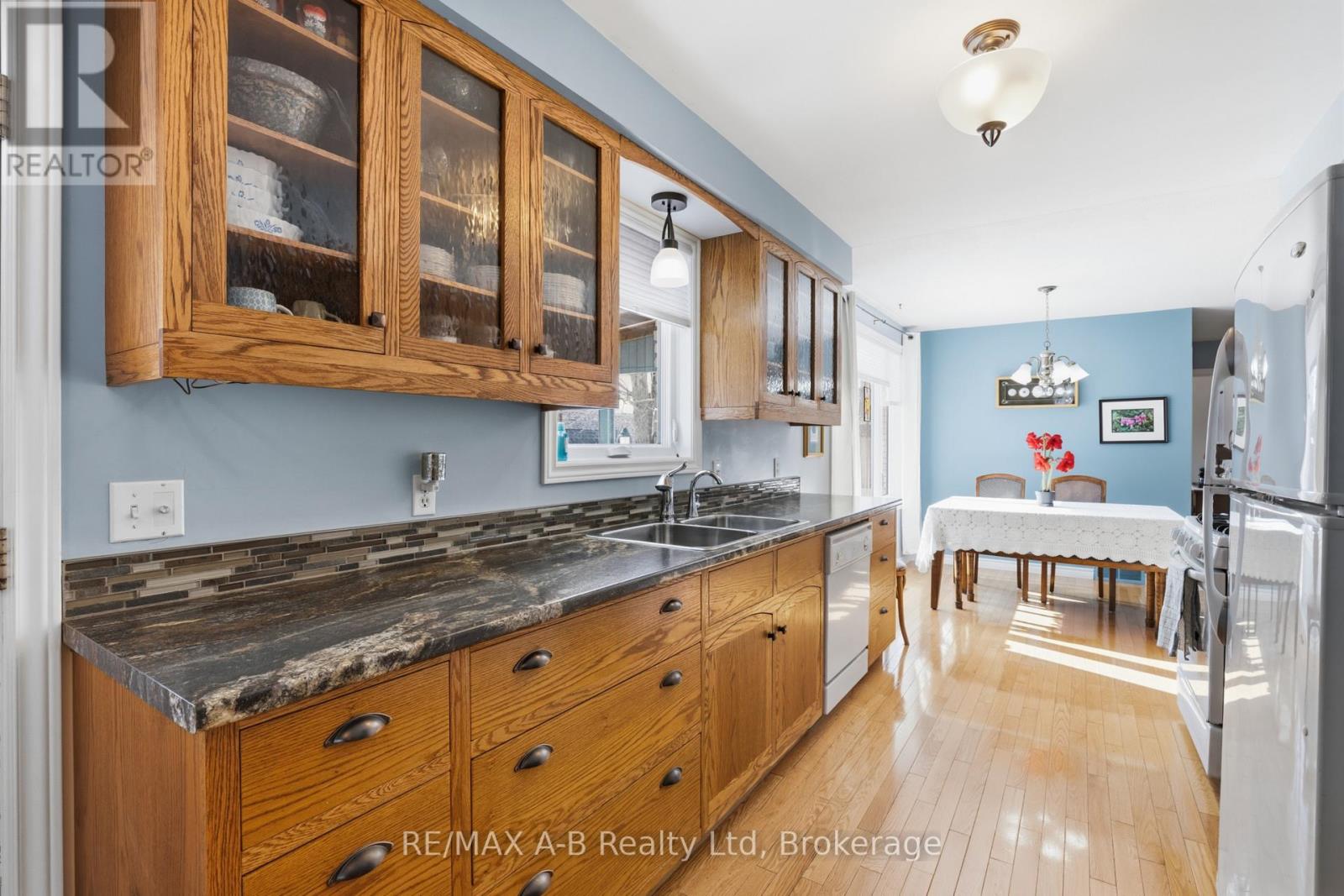 815 O'loane Avenue, Stratford, Ontario N5A 6S6 - Photo 17 - X12833820