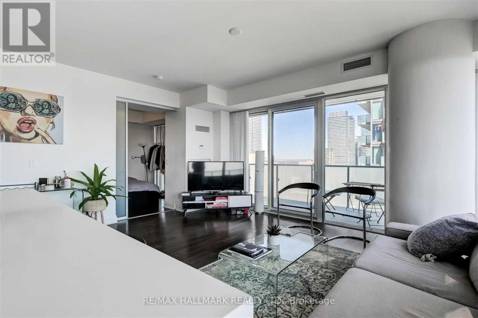 2902 - 65 St Mary Street, Toronto (Bay Street Corridor), Ontario  M5S 0A6 - Photo 7 - C12833684