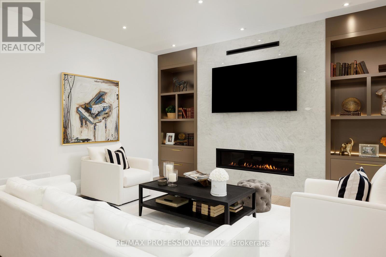 2b Fairway Road, Toronto, Ontario  M9A 5E9 - Photo 20 - W12833592