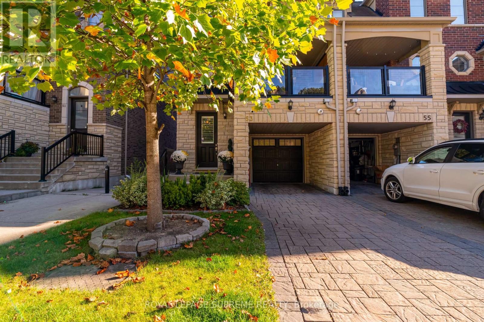 53 Dryden Way, Toronto, Ontario  M9R 0B2 - Photo 2 - W12833598