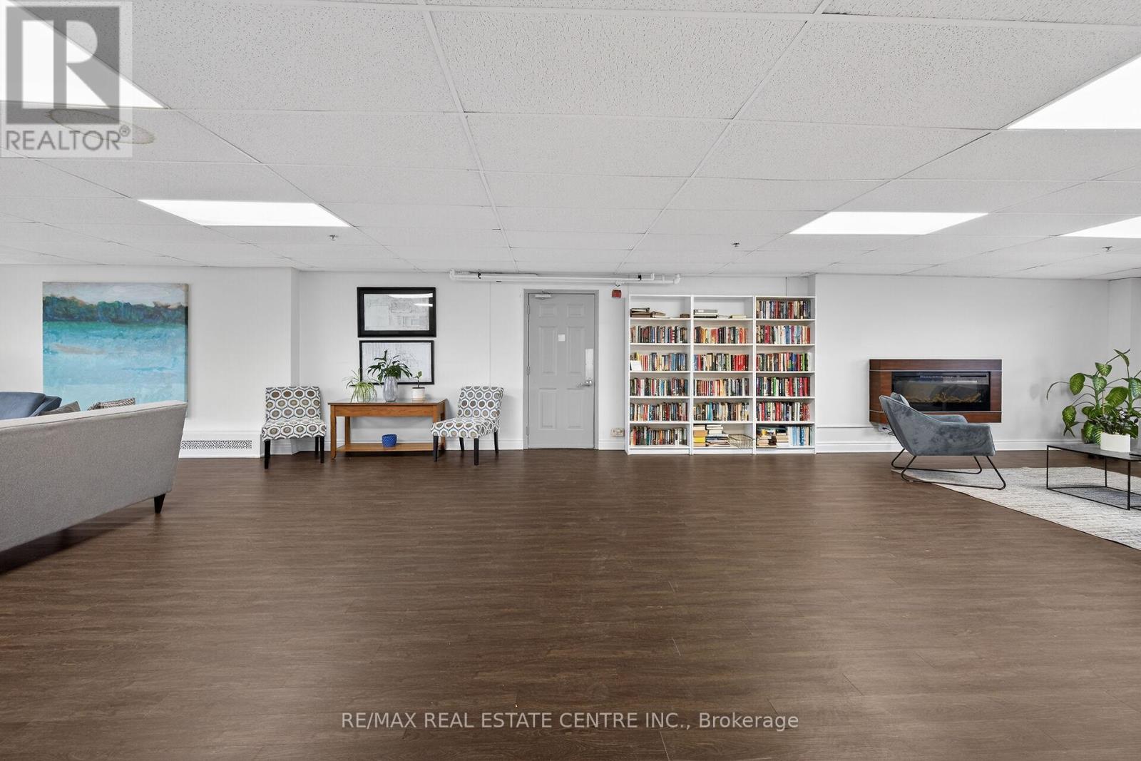 702 - 212 Kerr Street, Oakville, Ontario  L6K 3B1 - Photo 35 - W12833600