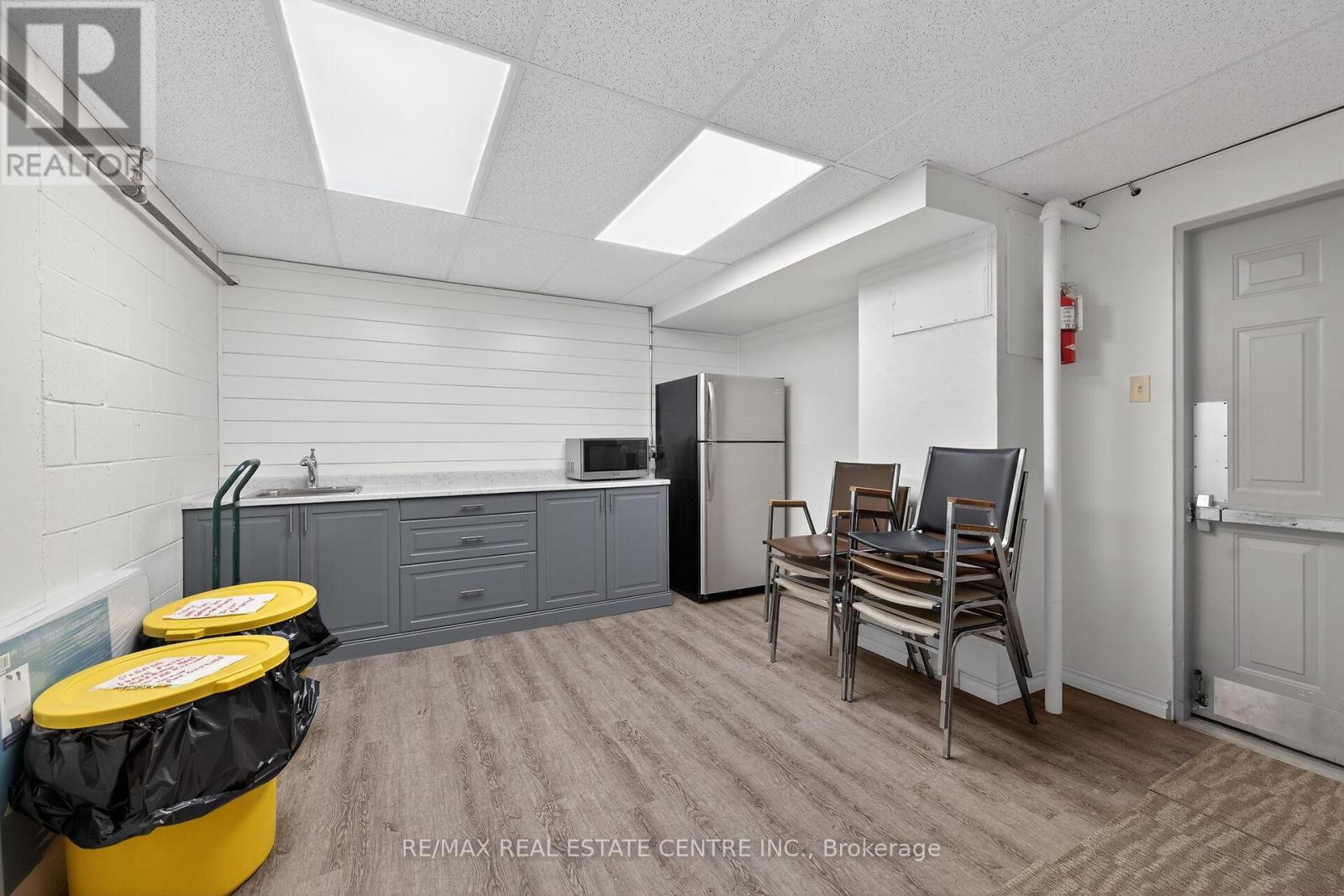 702 - 212 Kerr Street, Oakville, Ontario  L6K 3B1 - Photo 40 - W12833600