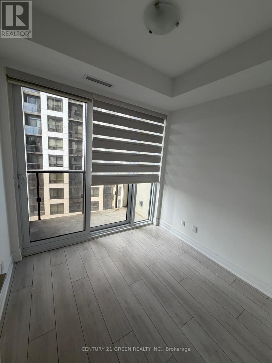 908 - 30 Elm Drive W, Mississauga, Ontario L5B 0N6 - Photo 13 - W12833610