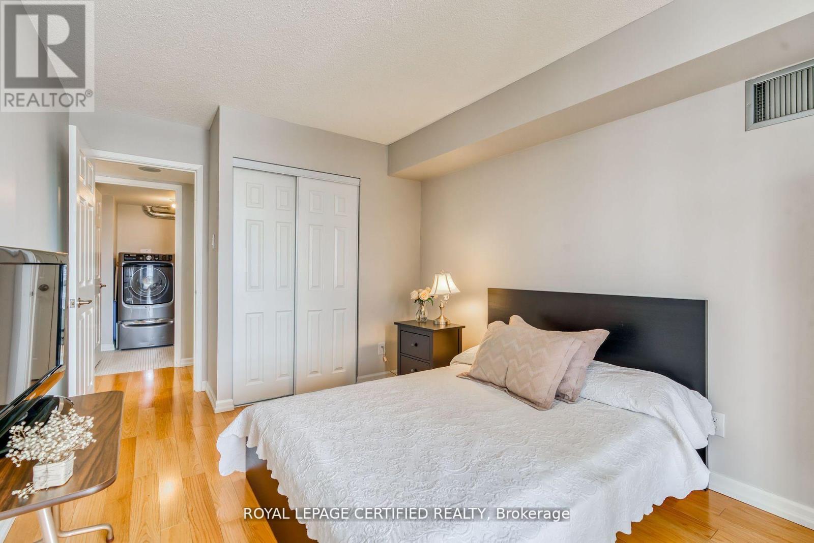 505 - 320 Mill Street S, Brampton, Ontario  L6Y 3V2 - Photo 12 - W12833618