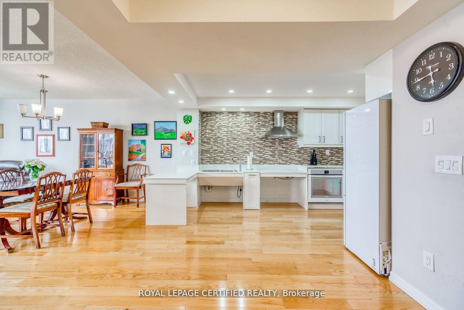 505 - 320 Mill Street S, Brampton, Ontario  L6Y 3V2 - Photo 3 - W12833618