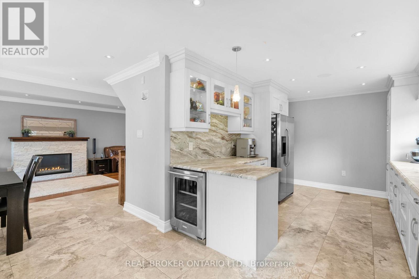 11 Fountainbridge Drive, Caledon, Ontario  L7E 1P6 - Photo 13 - W12833744